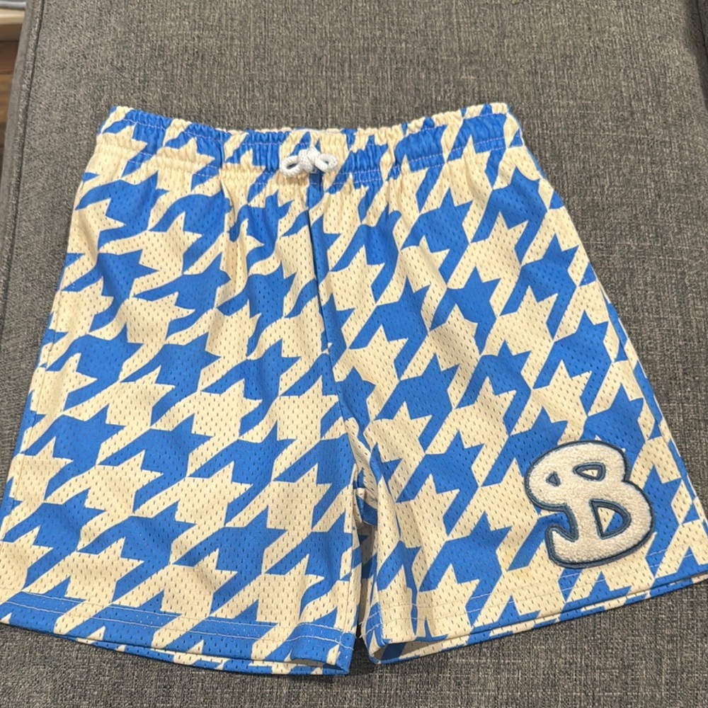 Bucketsquad Boys shorts- Youth Large